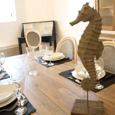 Quai Aux Vivres 15 Appartement